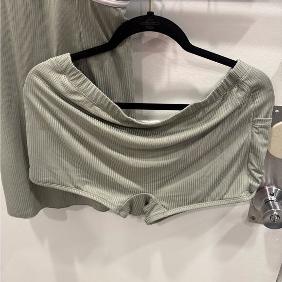 Plus size two piece tankini swimsuit - Picture 3 of 8